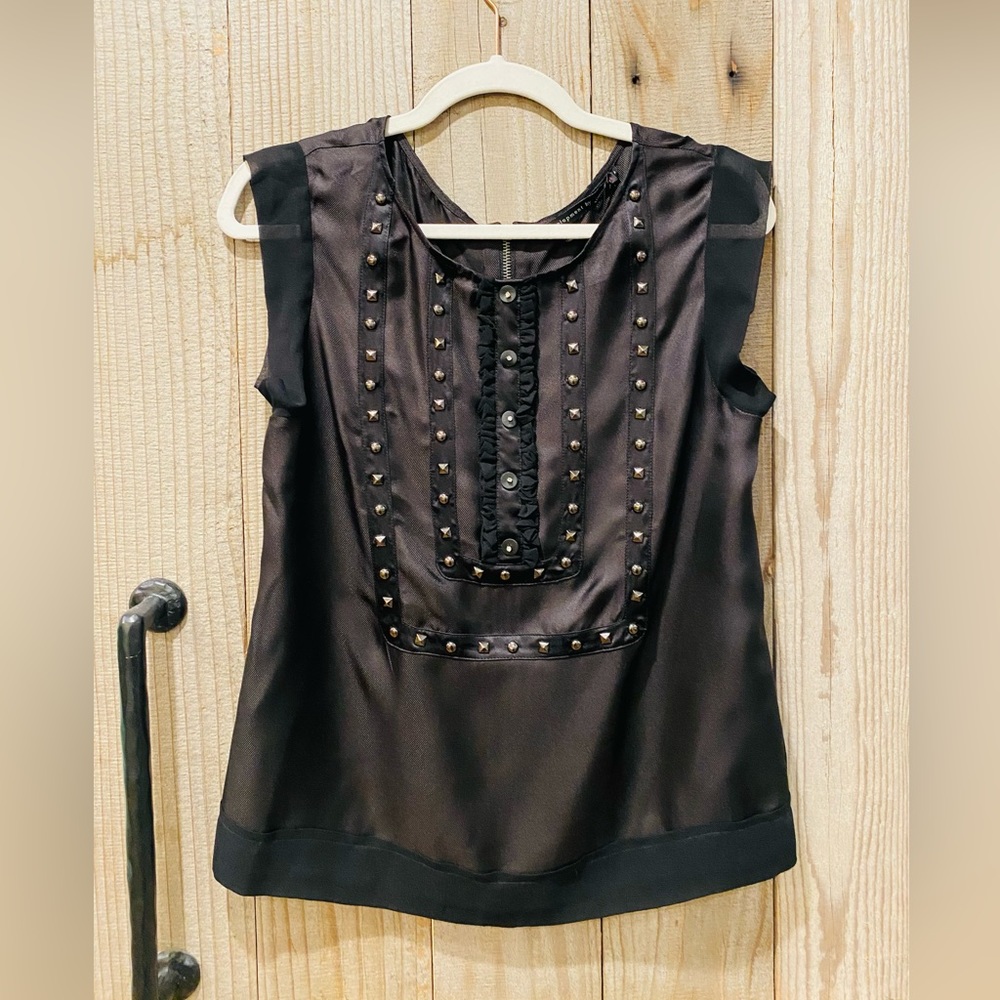 Gorgeous NWT Development by Erica Davies Silk Sleeveless Studded Top, size 4